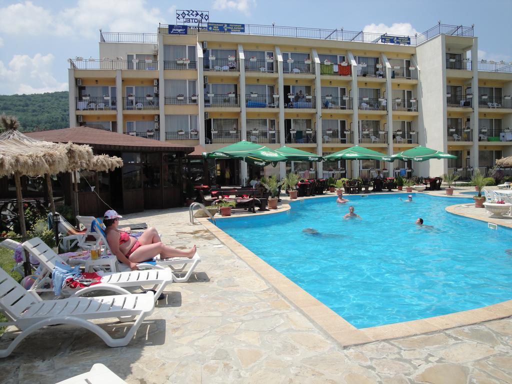 Park Hotel Argo Obzor Extérieur photo
